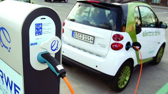بسبب دعم الحكومة.. زيادة الاقبال على شراء السيارات الكهربائية في ألمانيا
