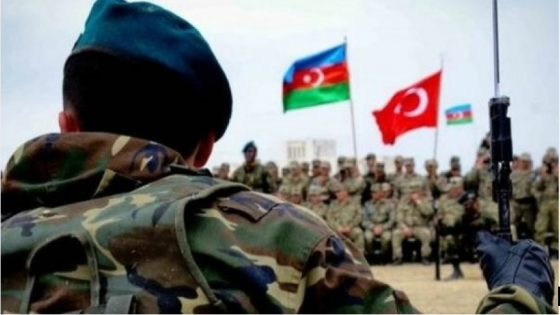 جيش أذربيجان يبدأ مناورات واسعة تزامنًا مع تصاعد الأوضاع مع أرمينيا